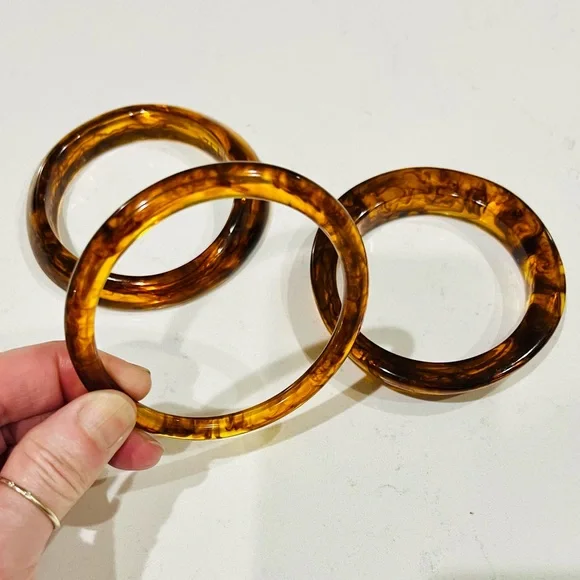 Vintage Tortoiseshell Lucite Bangle Trio | Bold Marbled Stacking Set | 1990s - Picture 16 of 16